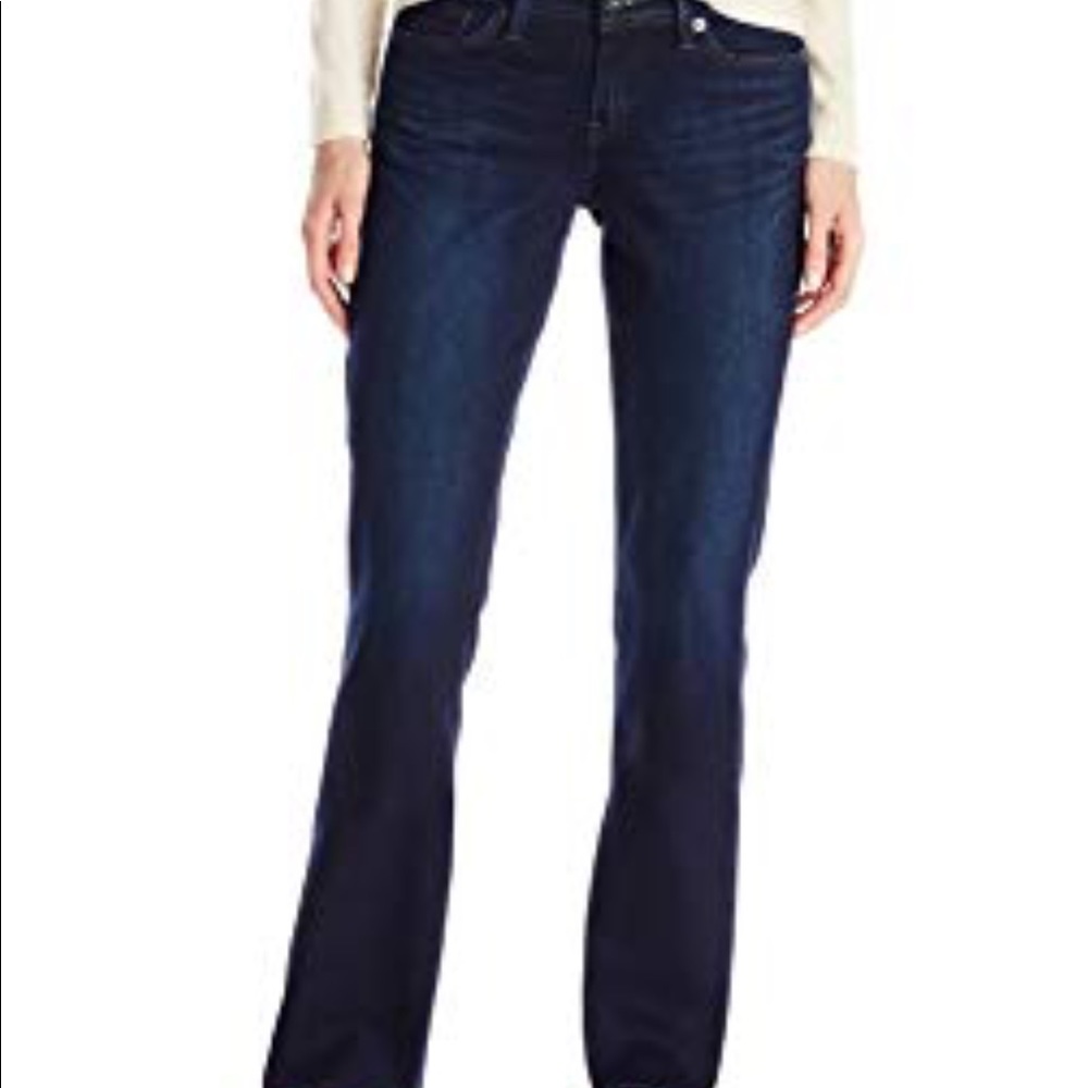 Levi’s Curvy Bootcut Jean